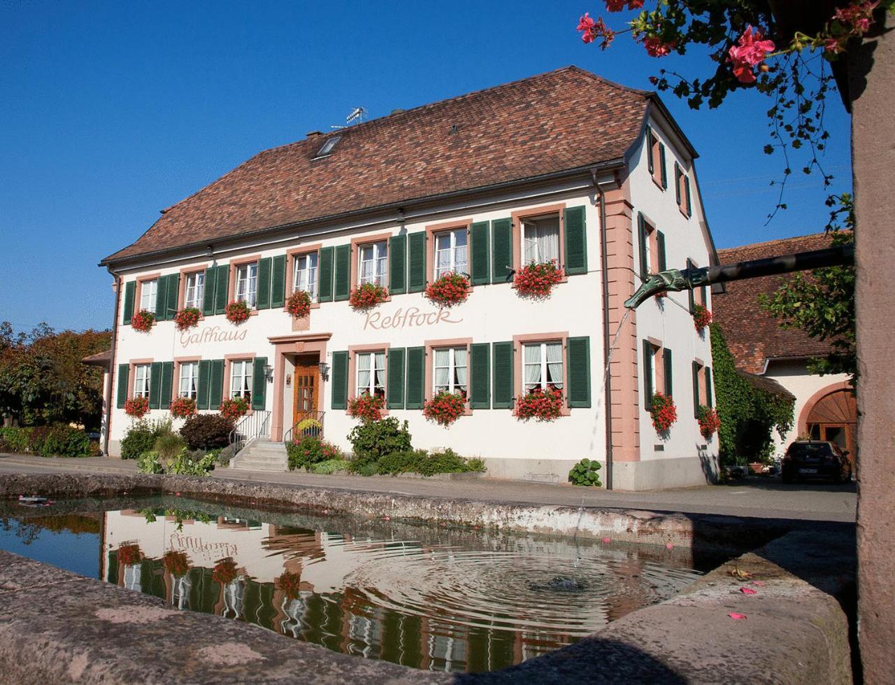 Gasthaus Rebstock Egringen Efringen-Kirchen Ngoại thất bức ảnh